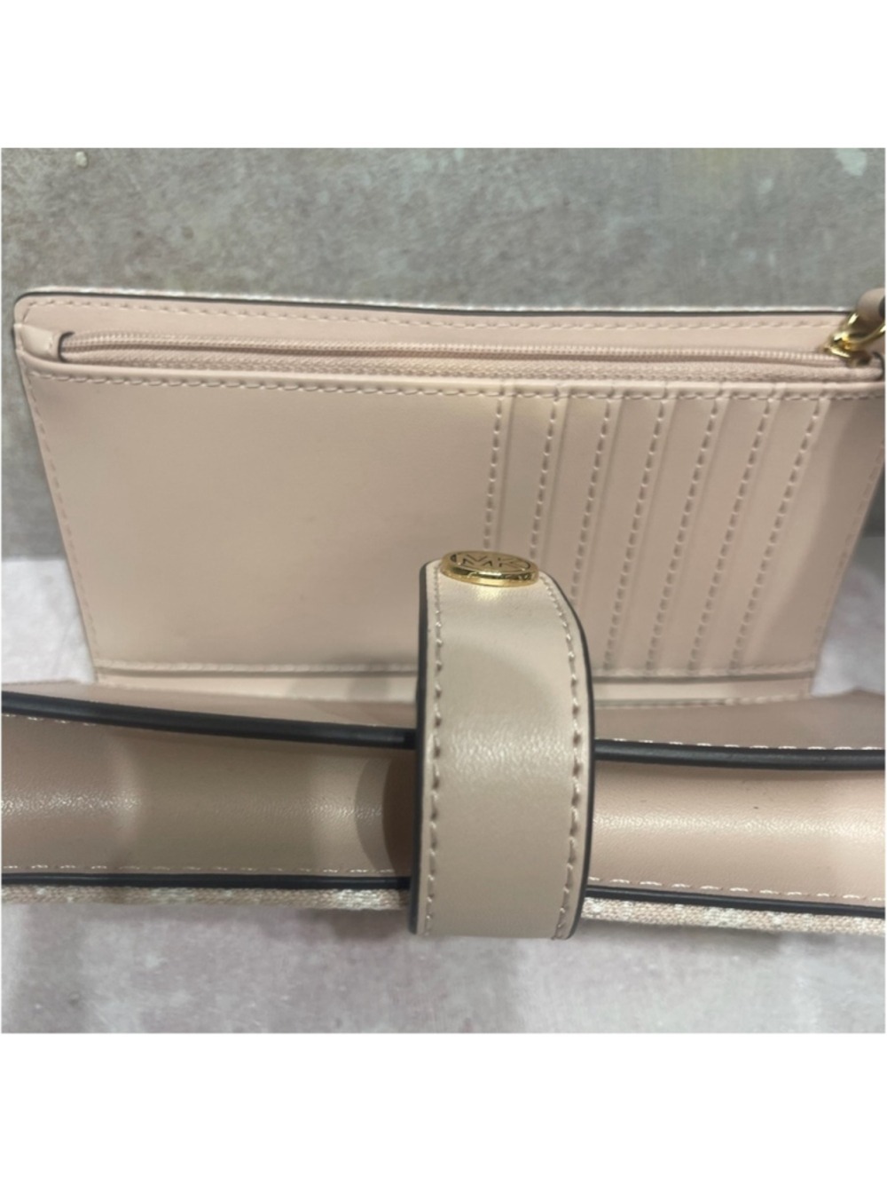 Michael Kors Tech Phone Wallet/Wristlet Pink Jaquard Fabric Soft Pink - Picture 4 of 10